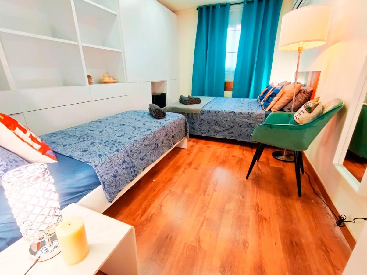 Next To Paseo De Gracia Rooms Barcelona Luaran gambar